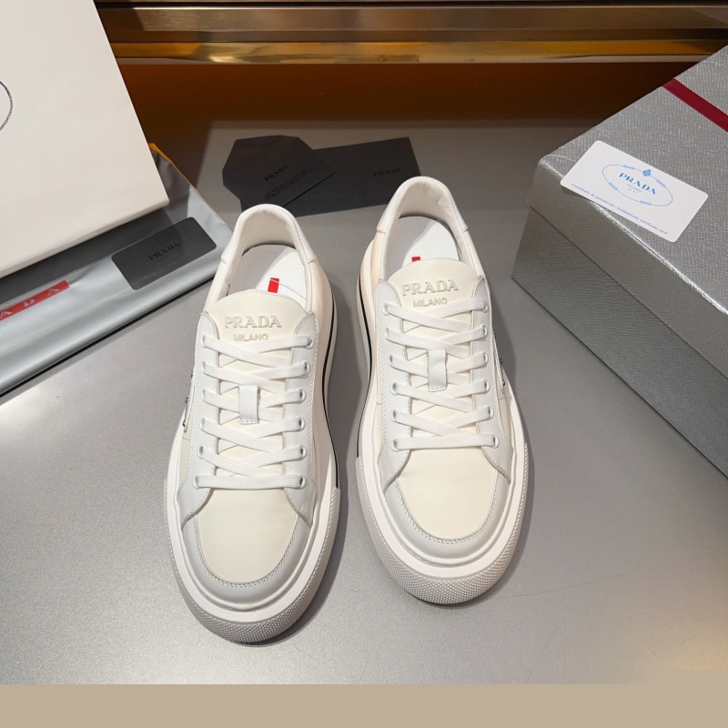 Pra*a sneakers